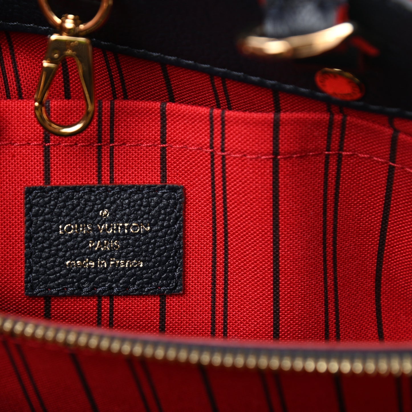 Empreinte Montaigne BB Marine Rouge