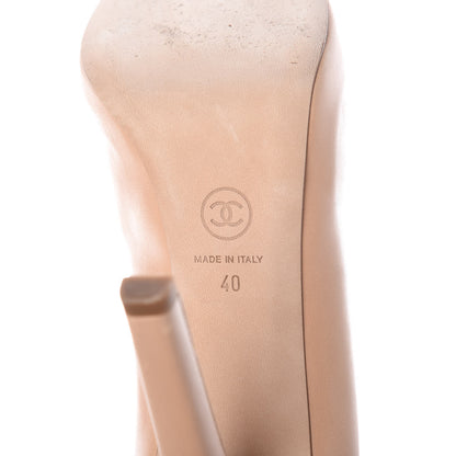 Chanel Lambskin Cap Toe Pumps 40 Beige Black 9 of 15