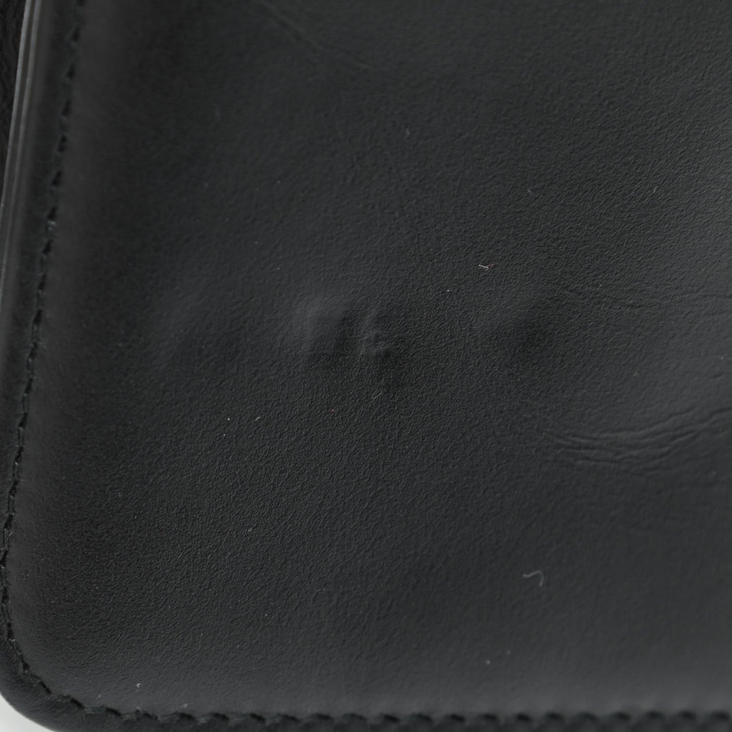 Aged Calfskin Quilted Gabrielle Wallet On Chain WOC Navy Black