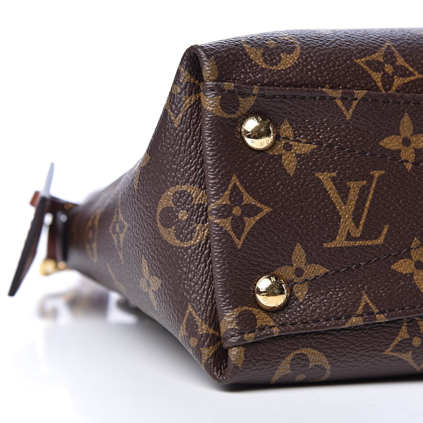 Monogram V Tote BB Black
