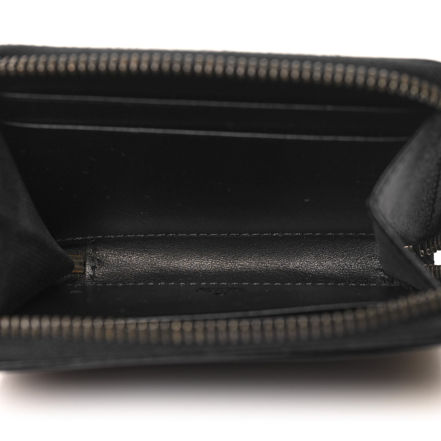 Calfskin Matelasse GG Marmont Zip Around Card Case Black