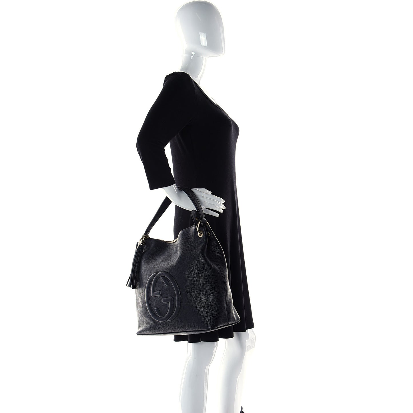 Pebbled Calfskin Large Soho Hobo Black