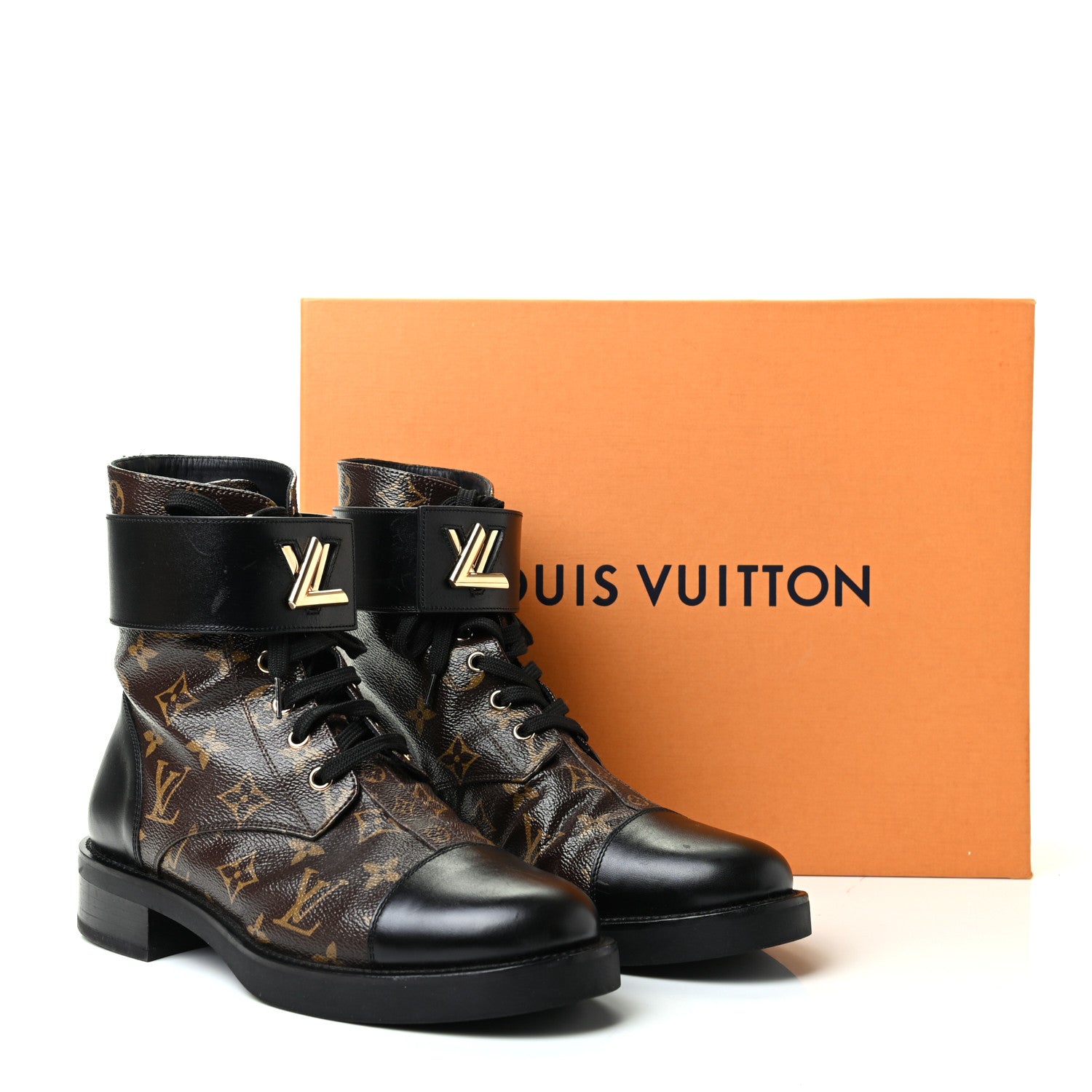 Louis Vuitton Monogram Calfskin Wonderland Flat Ranger Boots 40 Black 9 of 9