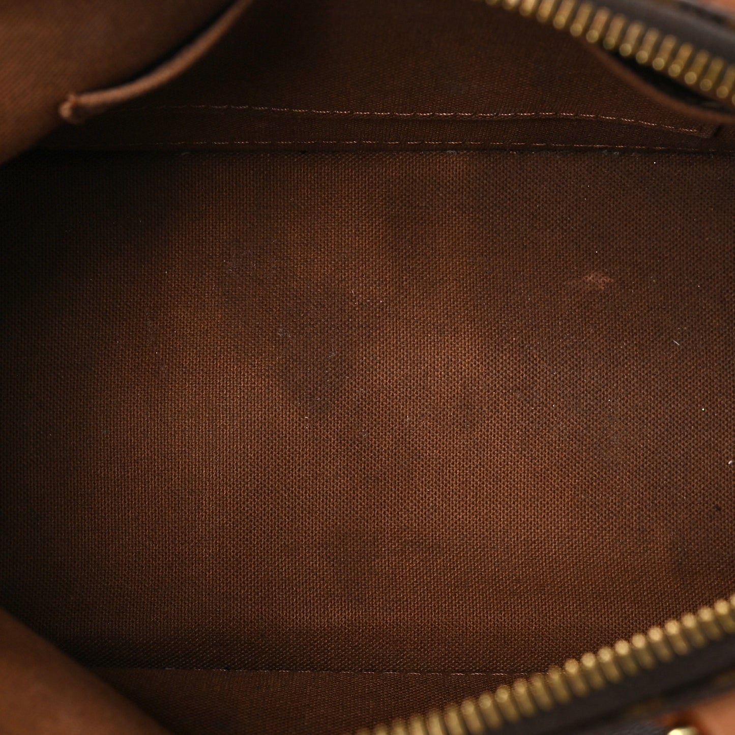 Monogram Alma BB