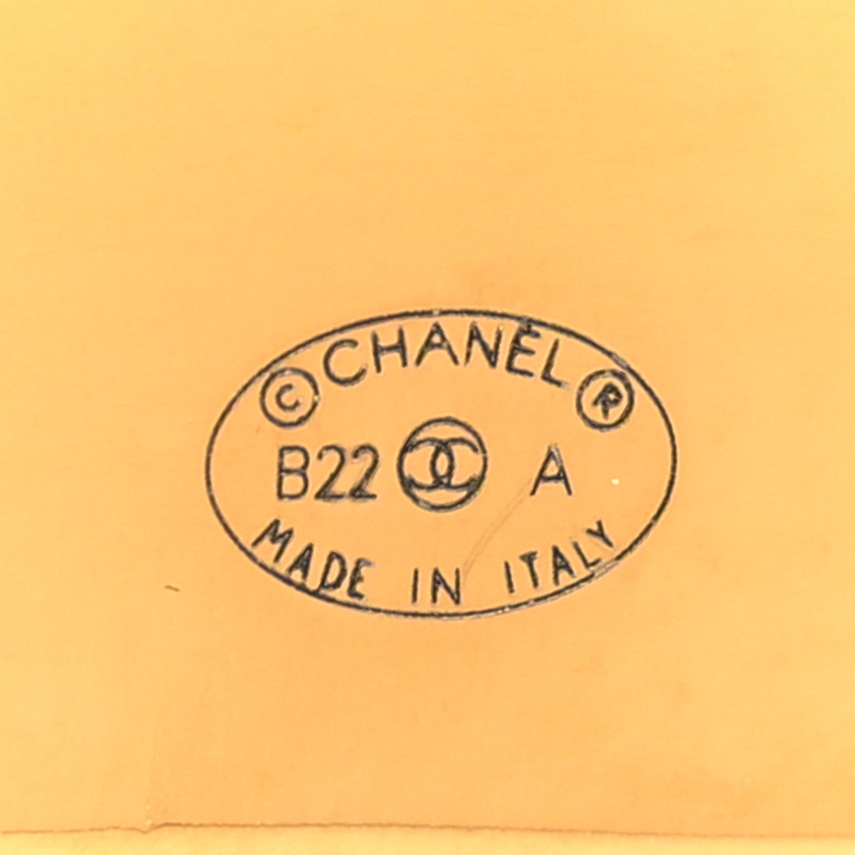 Chanel Metal CC Rue Cambon Brooch Gold 4 of 4