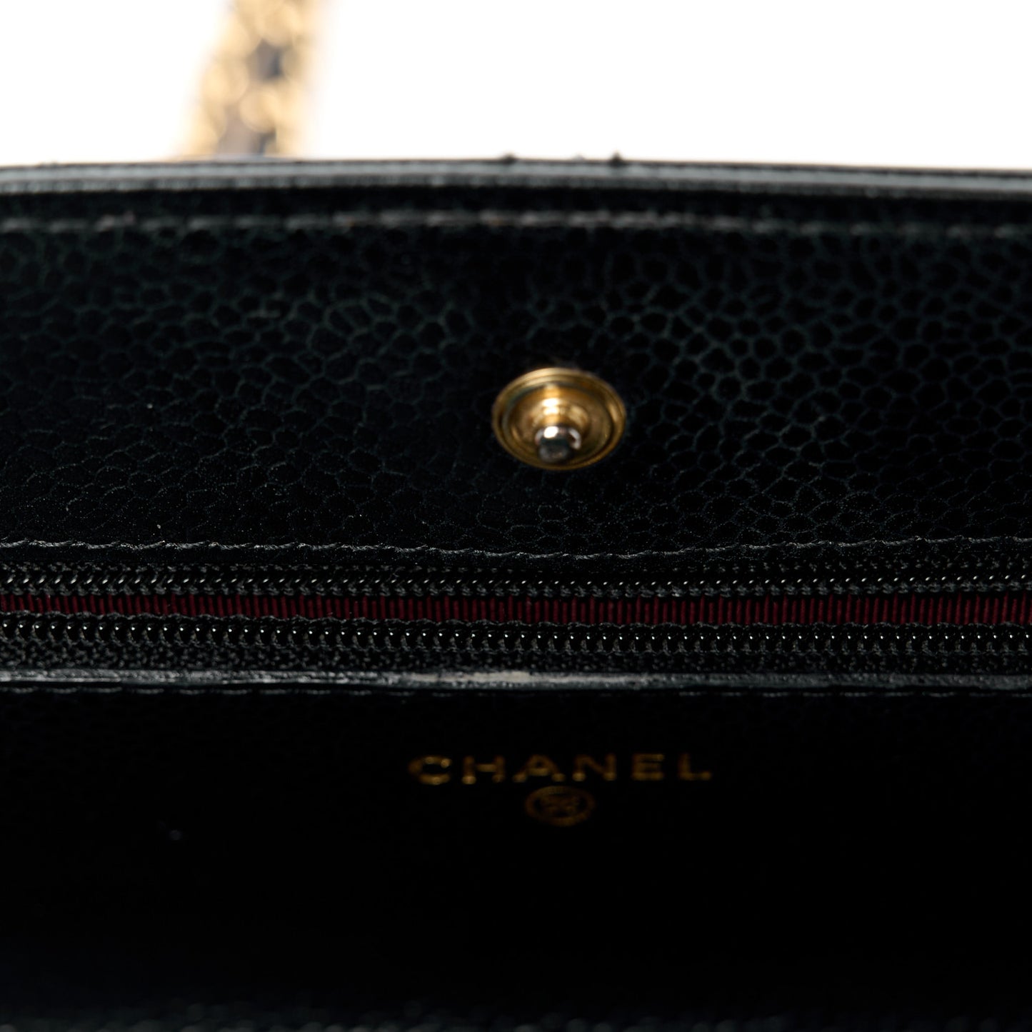 Caviar Quilted Wallet on Chain WOC Black