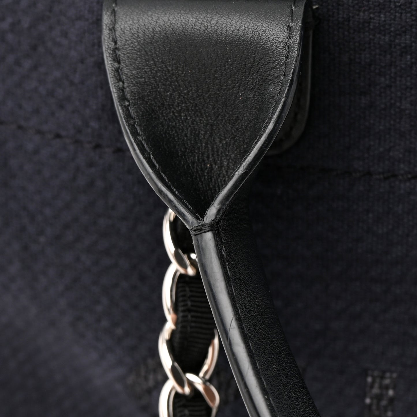 Mixed Fibers Medium Deauville Tote Black