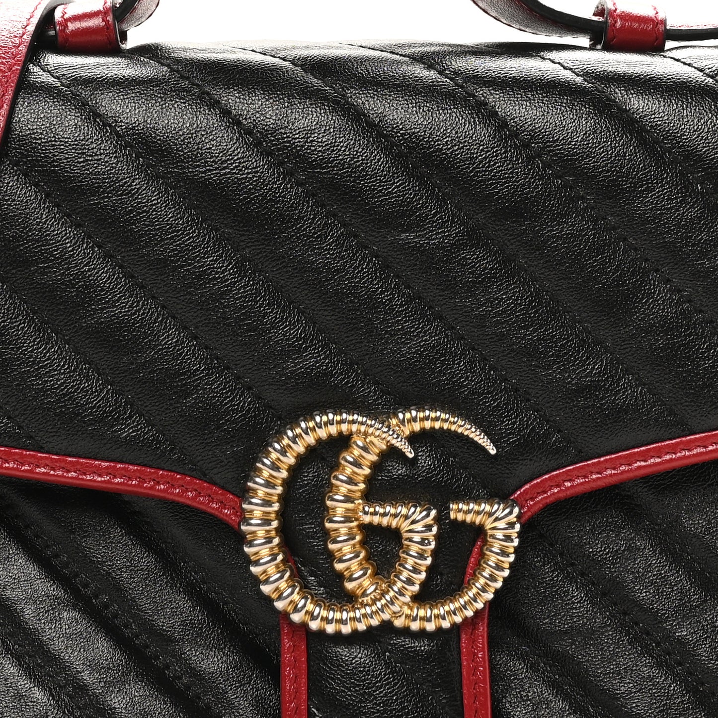 Vintage Effect Calfskin Matelasse Diagonal Small Torchon GG Marmont Top Handle Shoulder Bag Black Romantic Cherry