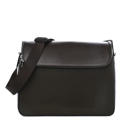 Louis Vuitton Taiga Taimyr Messenger Bag Grizzli 1 of 5