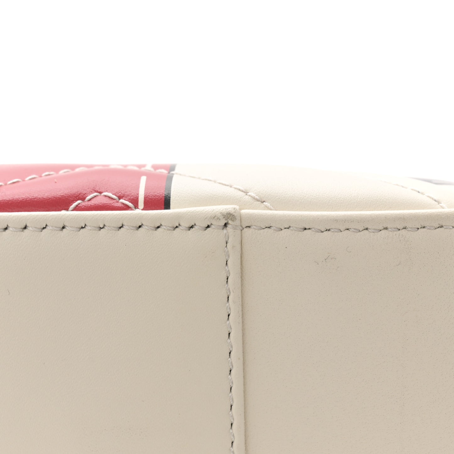 Calfskin Matelasse Trompe L'Oeil Print Medium GG Marmont Shoulder Tote Mystic White Hibiscus Red Marine Giallo