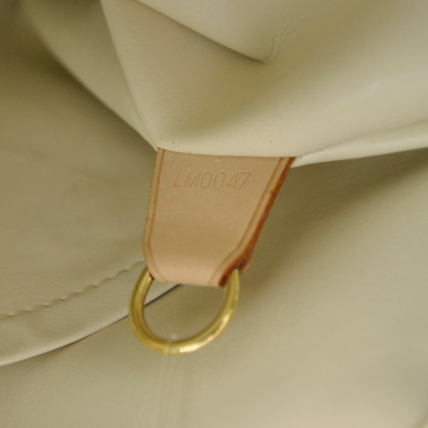Louis Vuitton Vernis Houston Perle 12 of 22