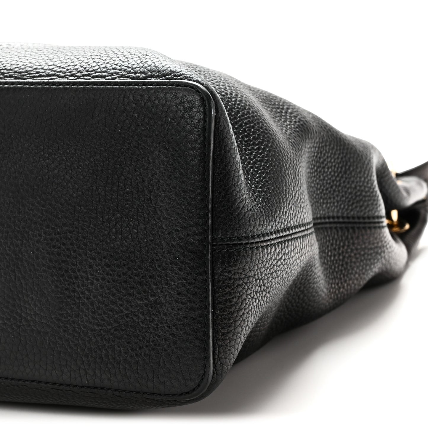 Pebbled Calfskin Large Soho Hobo Black Black