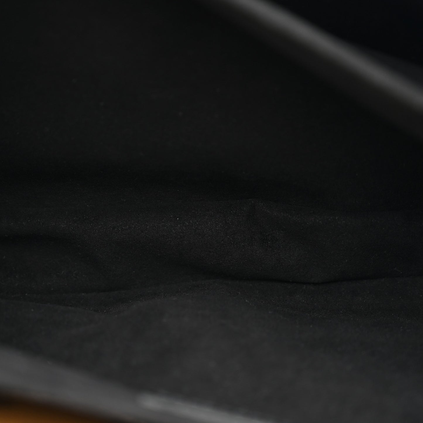 Reverse Monogram Pochette Metis