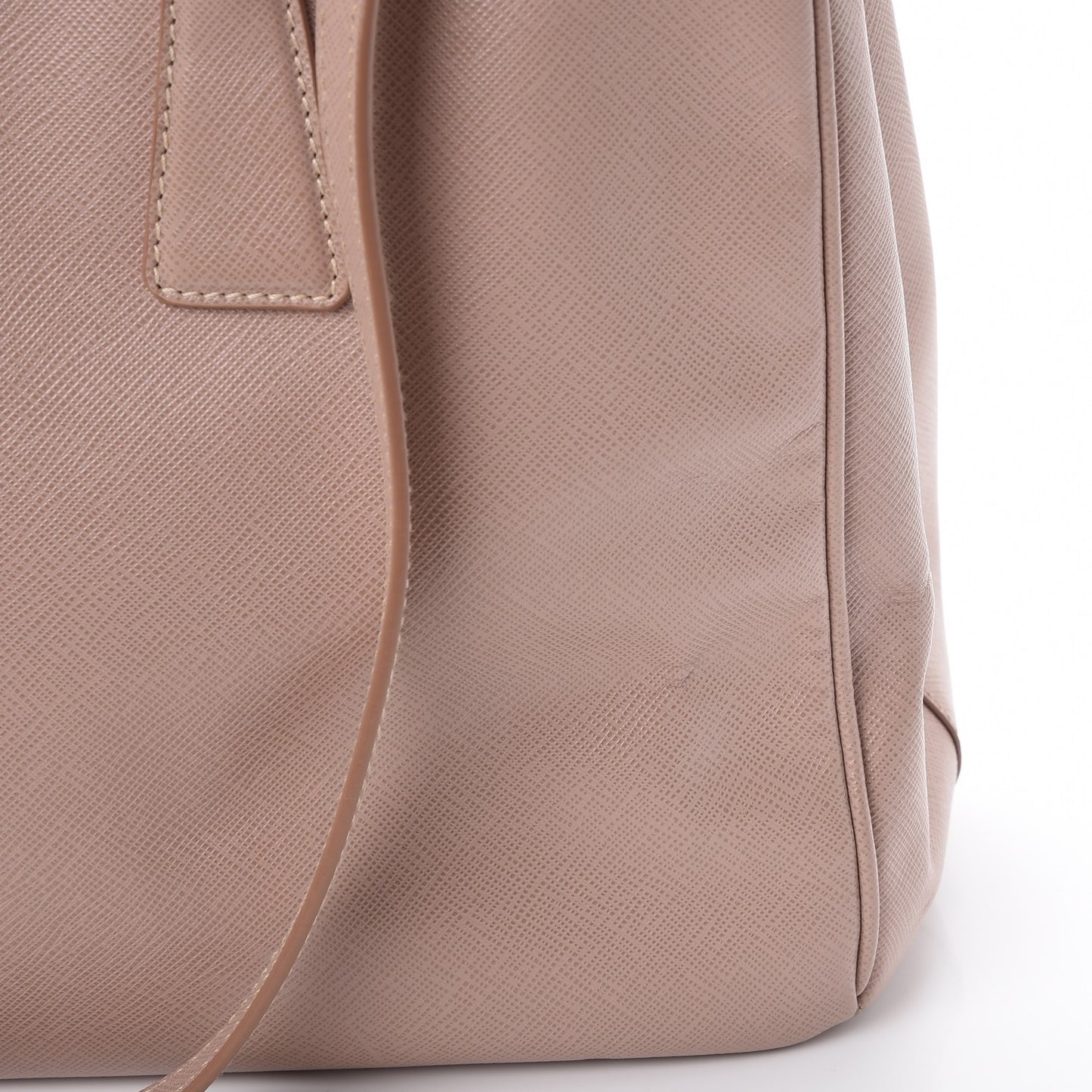 Saffiano Medium Galleria Double Zip Tote Cammeo