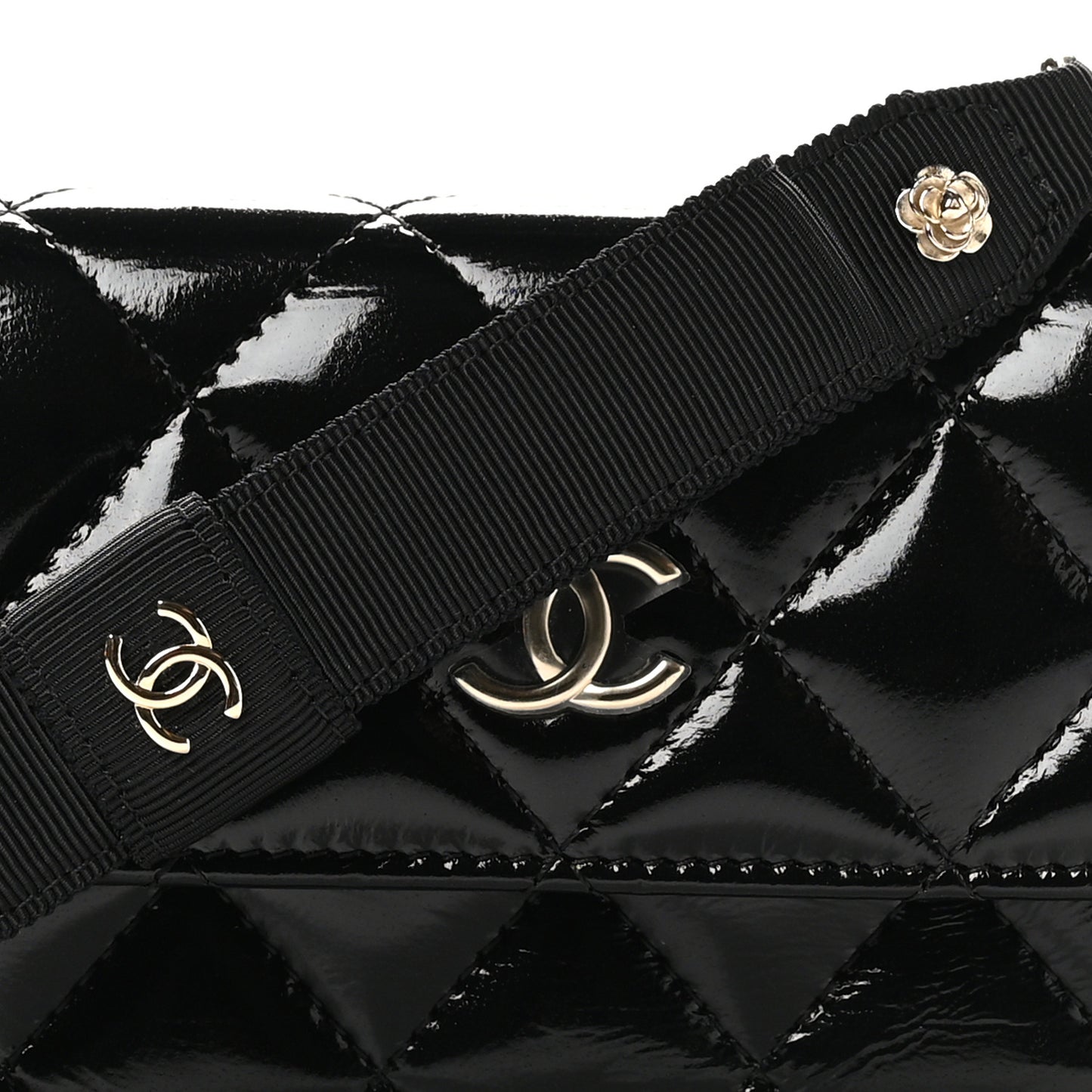 Shiny Lambskin Quilted Small Clutch With Chain Black