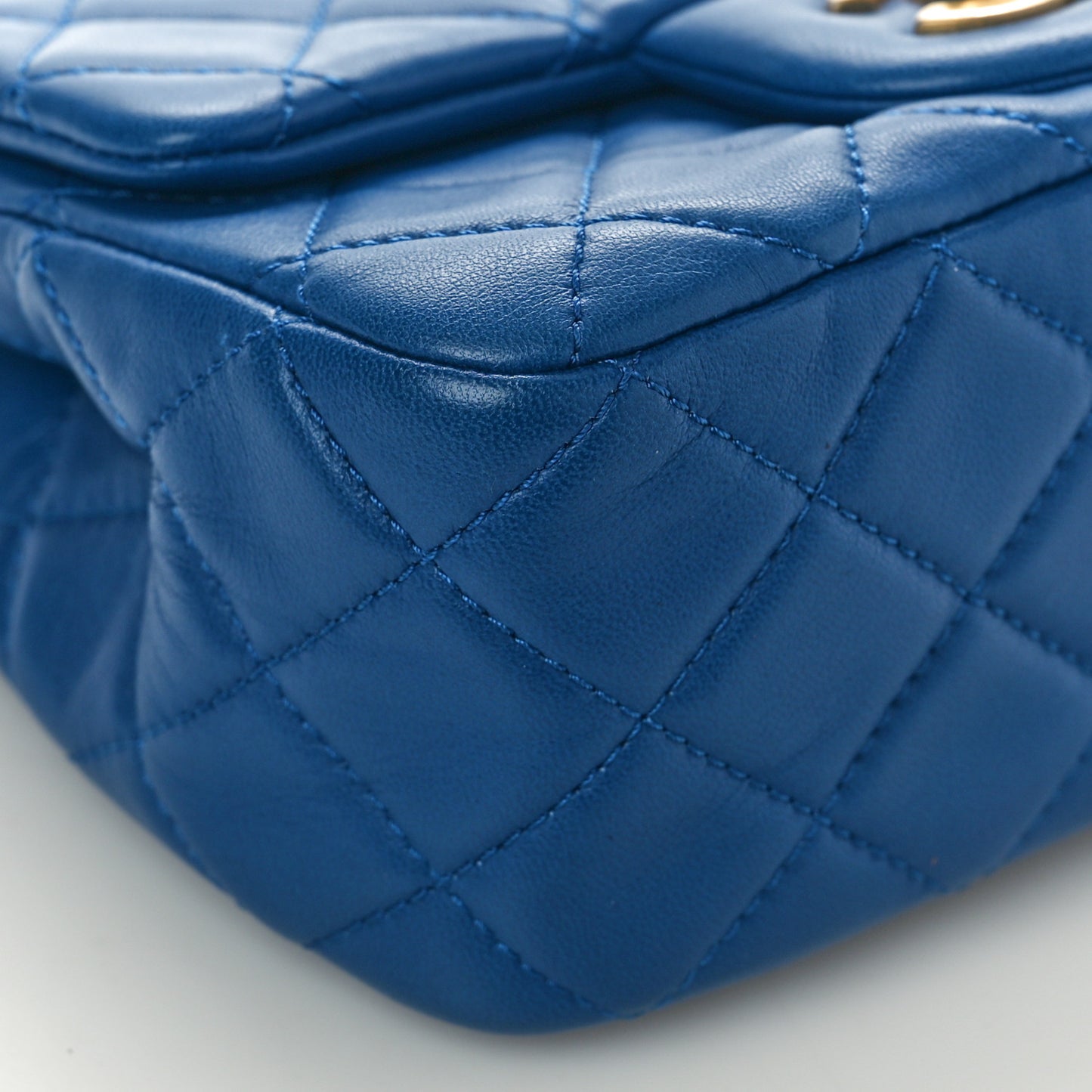 Lambskin Quilted Mini Pearl Crush Flap Blue