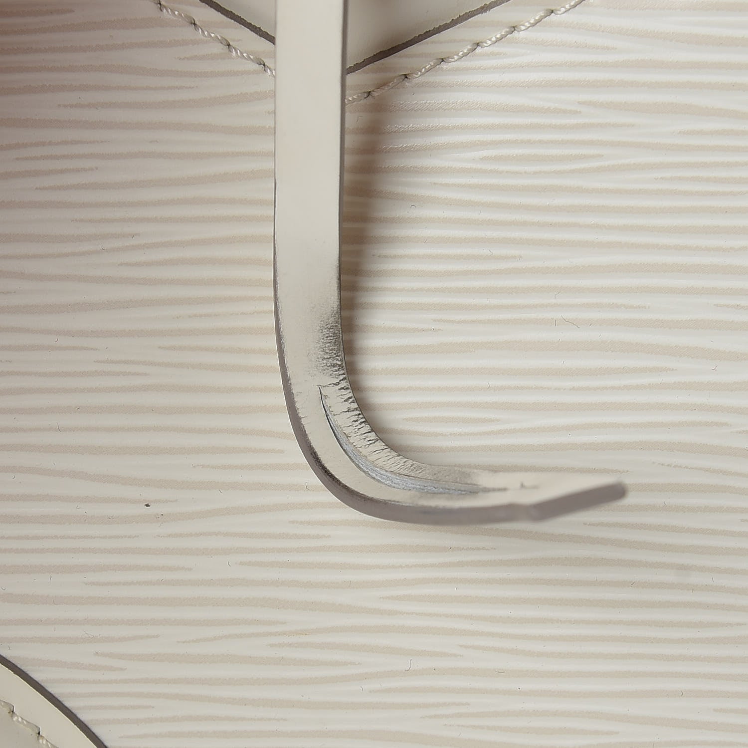 Louis Vuitton Epi Bowling Montaigne PM Ivory 14 of 23