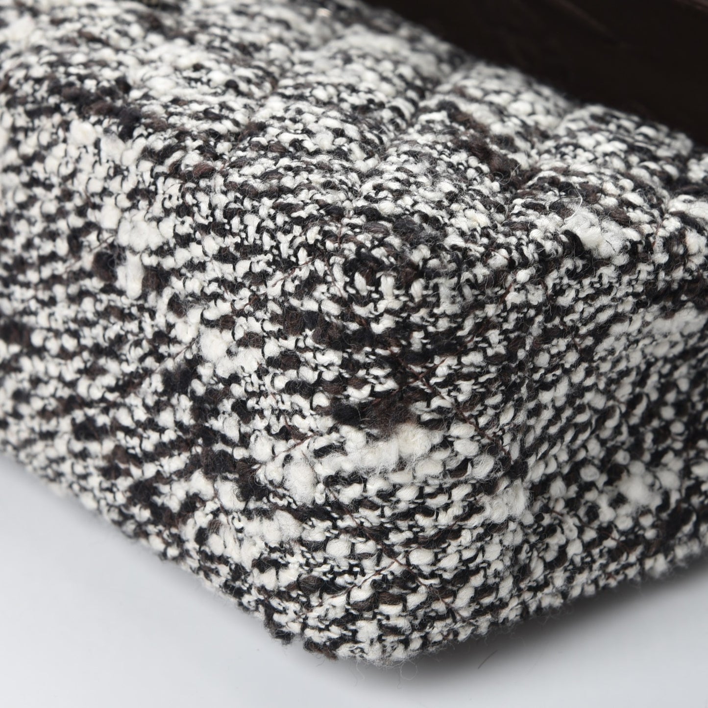 Tweed Quilted Medium Double Flap White Brown