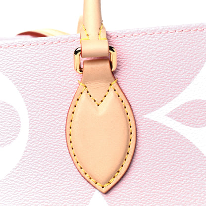 Louis Vuitton Monogram Giant By The Pool Onthego GM Light Pink 6 of 6