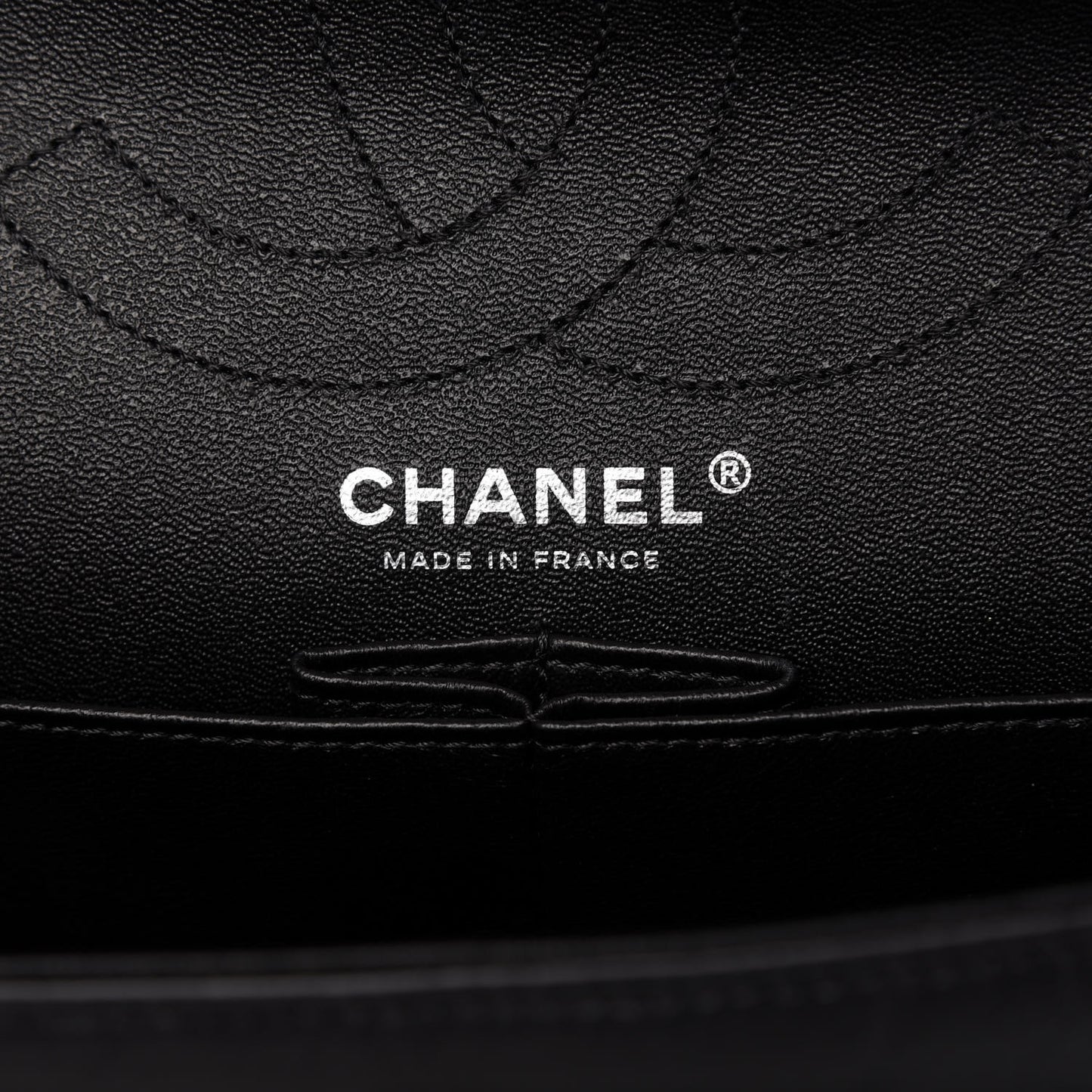 Aged Calfskin Chevron Quilted 2.55 Reissue 226 So Black