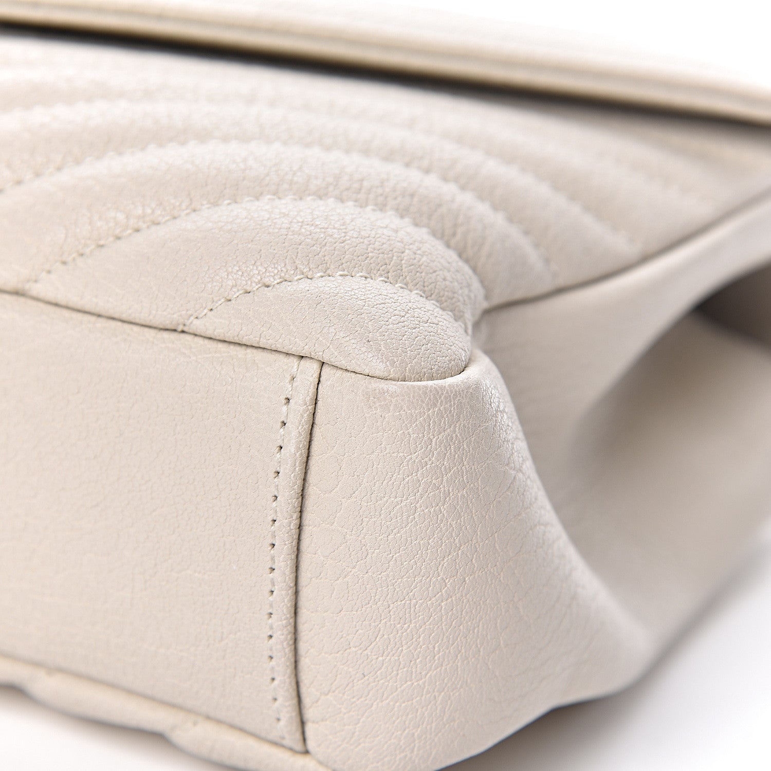Saint Laurent Sheepskin Matelasse Chevron Monogram Medium College Bag Dove White 10 of 11