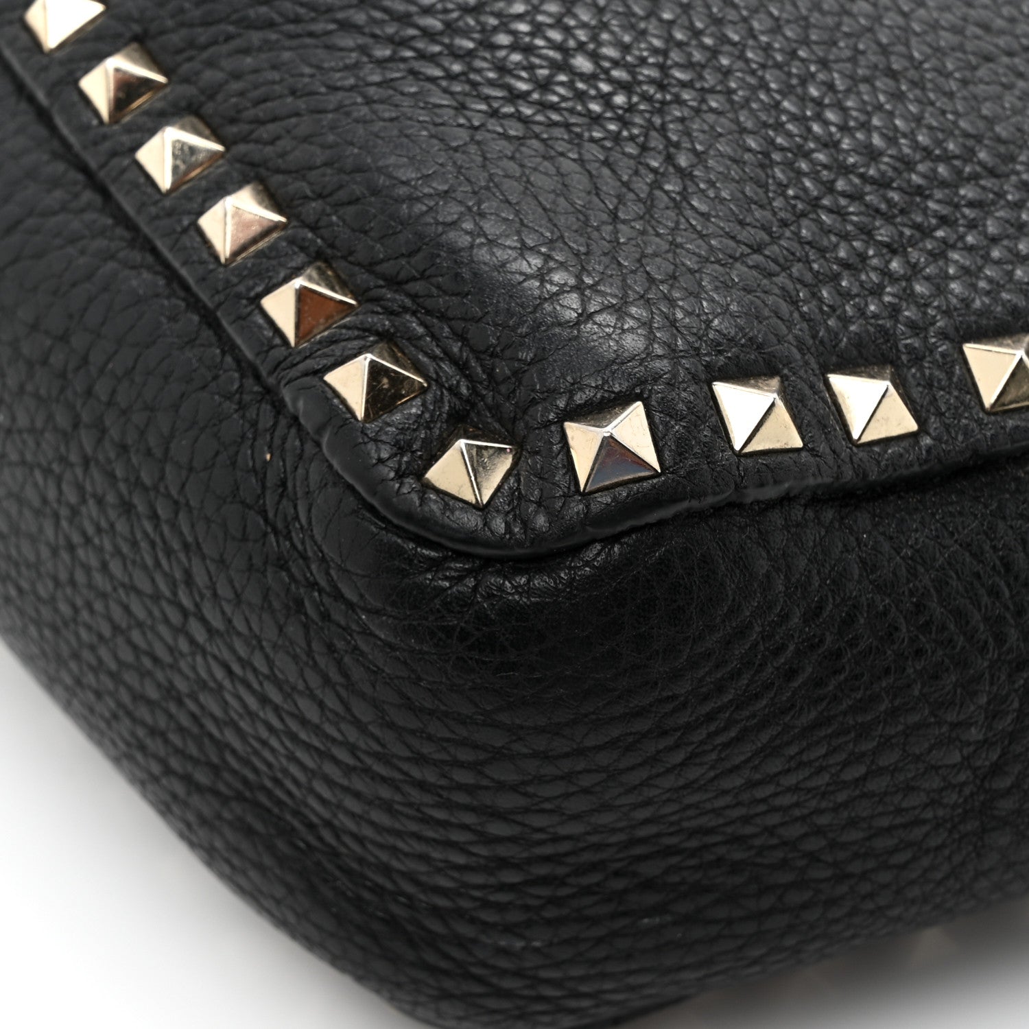 Valentino Garavani Pebbled Calfskin Small Rockstud Flip-Lock Messenger Bag Black 16 of 17