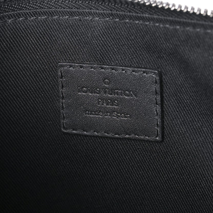 Louis Vuitton Damier Infini Discovery Messenger BB Onyx 6 of 9