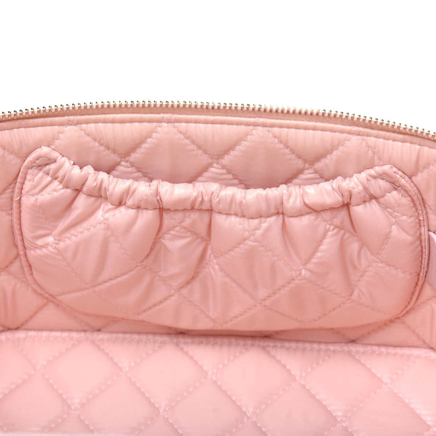 Caviar Quilted Large Vanity Pouch Light Pink