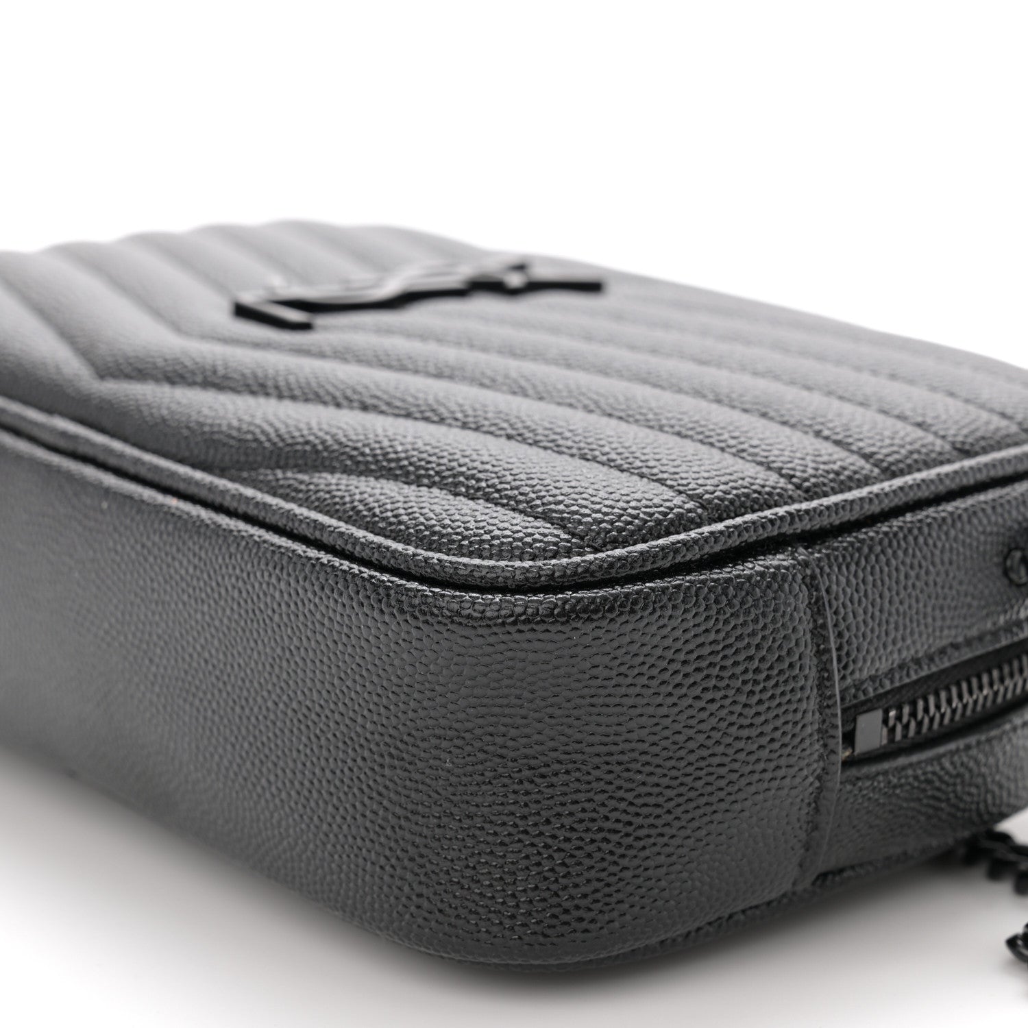 Saint Laurent Grain De Poudre Matelasse Monochrome Monogram Mini Lou Camera Bag Black 10 of 10