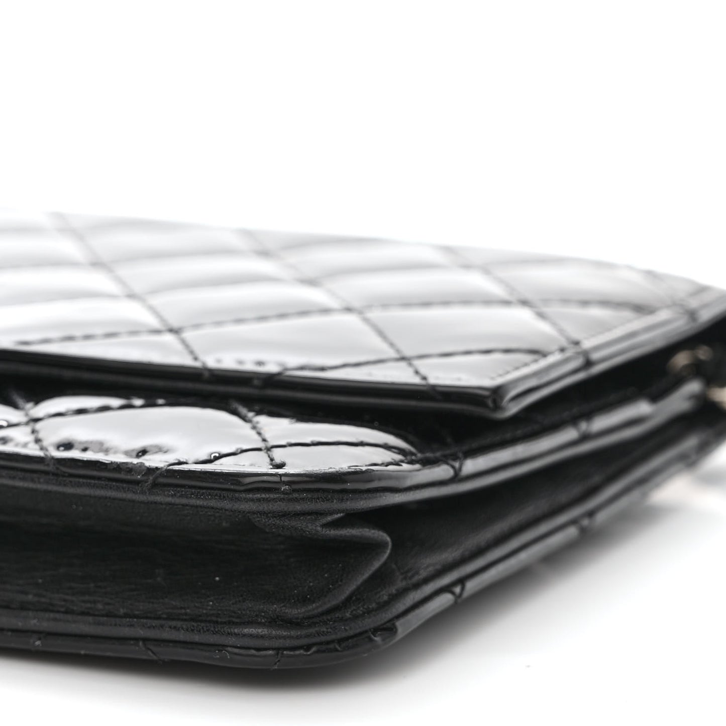 Patent Quilted Brilliant Wallet On Chain WOC Black