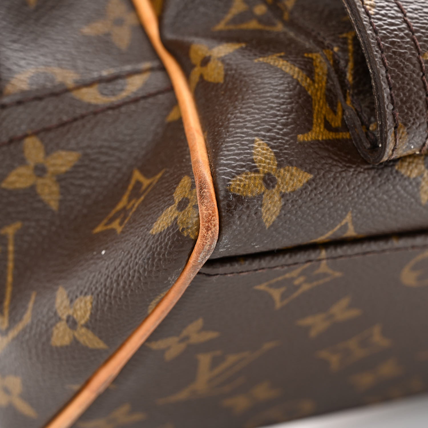 Louis Vuitton Monogram Manhattan GM 17 of 27