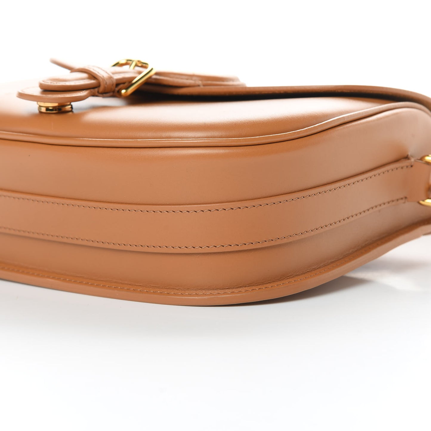 Box Calfskin Medium Bobby Flap Camel