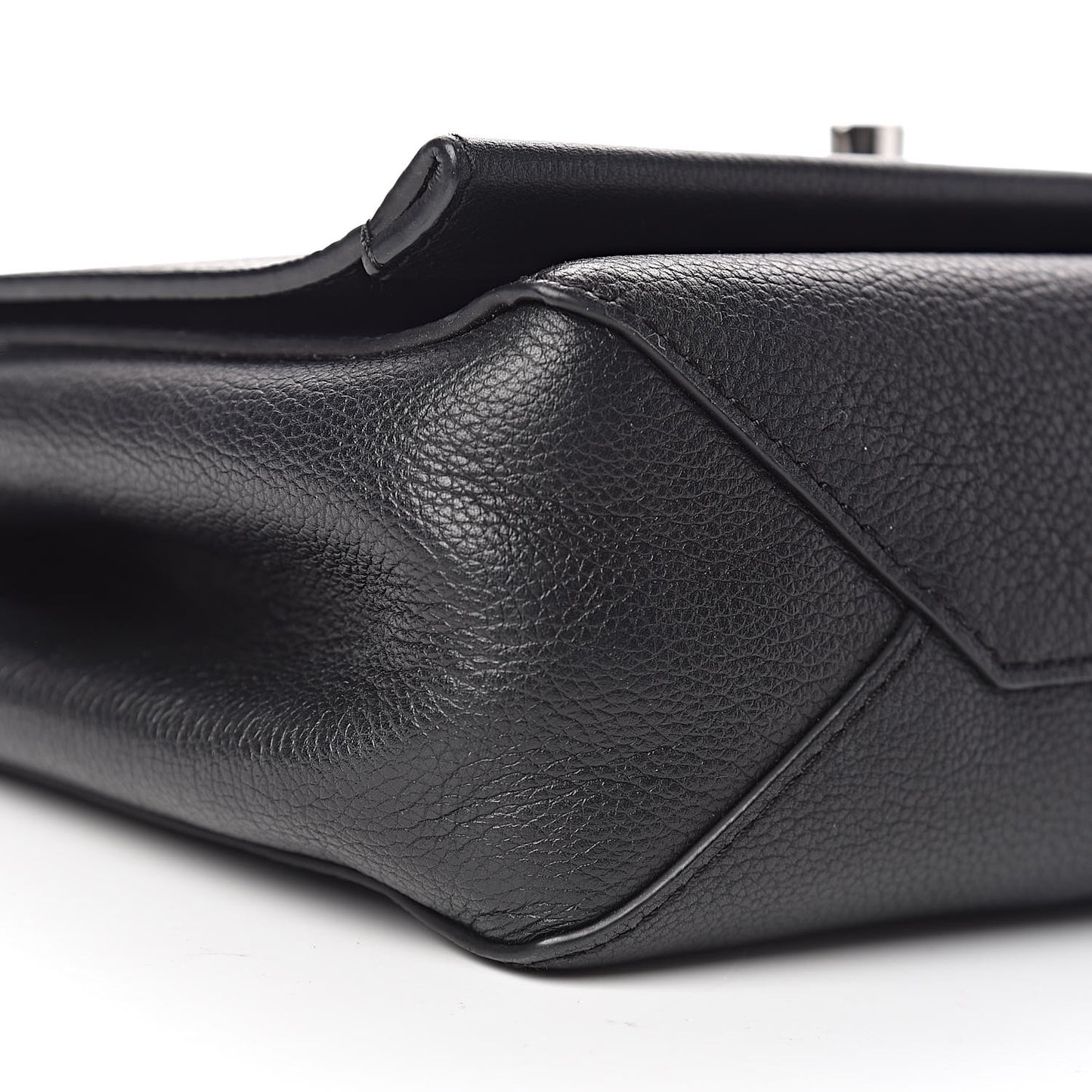 Calfskin Lockme II Chain Bag BB Black