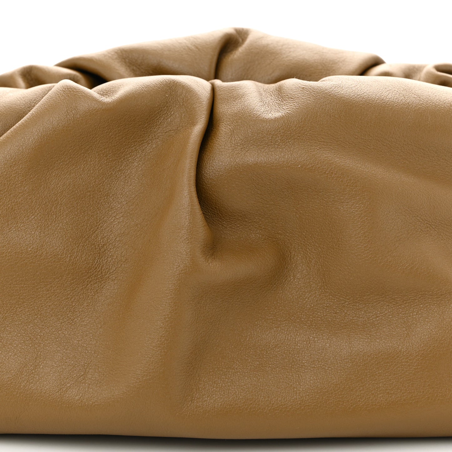 Calfskin The Pouch Chain Cammello