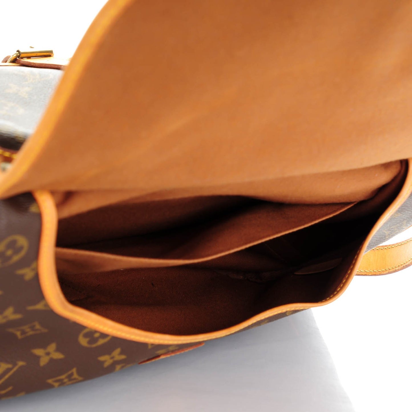 Monogram Saumur 35