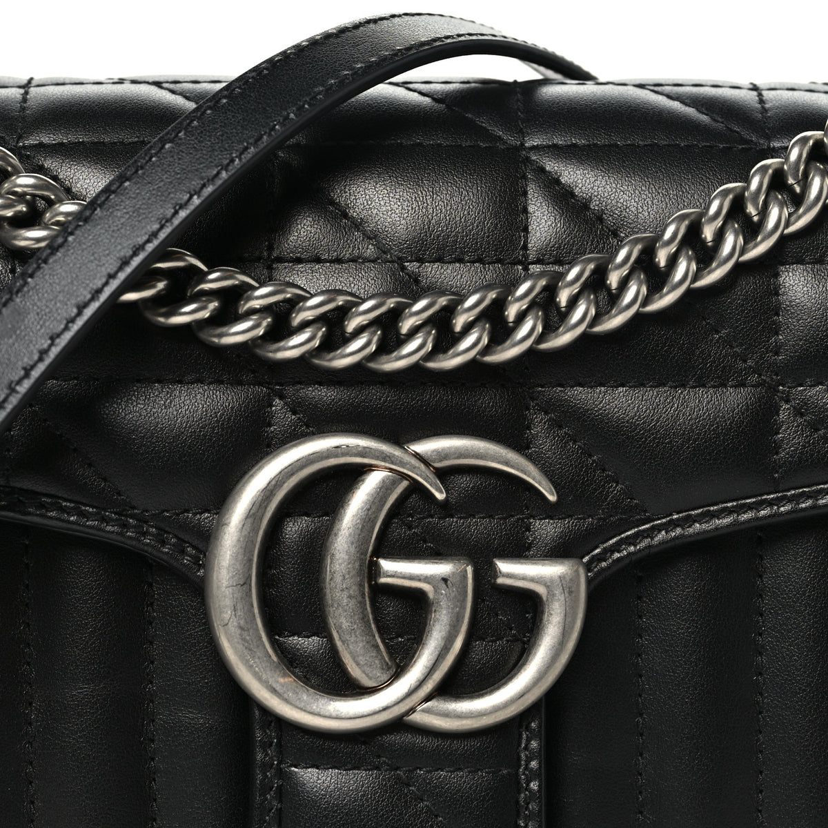 Calfskin Matelasse Aria Small GG Marmont Shoulder Bag Black