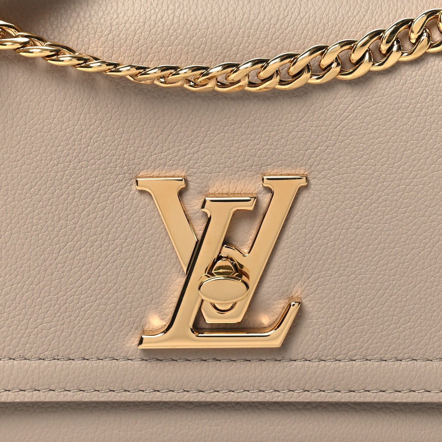 Louis Vuitton Grained Calfskin Lockme Chain East West Greige 7 of 10