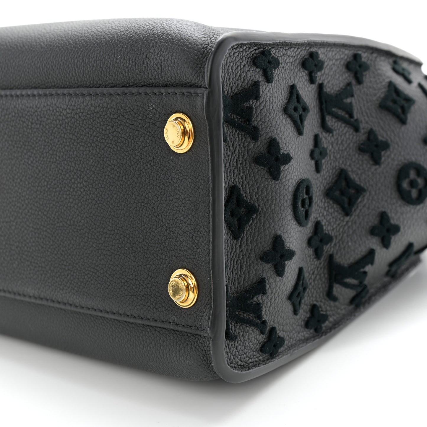 Calfskin Monogram Tufting On My Side Black
