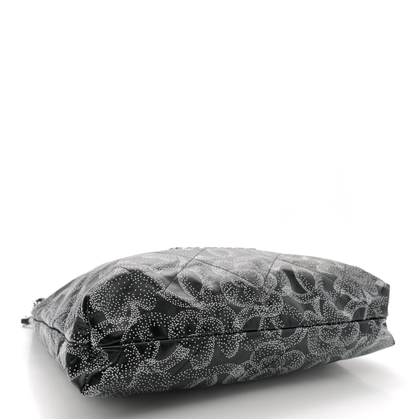 Printed Calfskin Quilted Chanel 22 Black