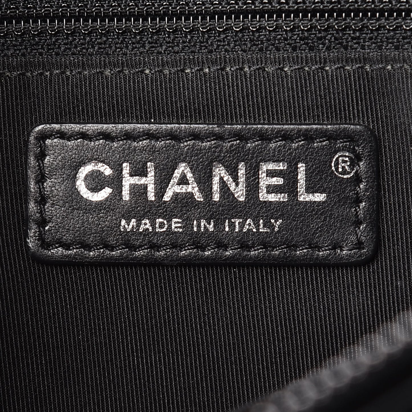 Calfskin Quilted Frame In Chain Tote Black