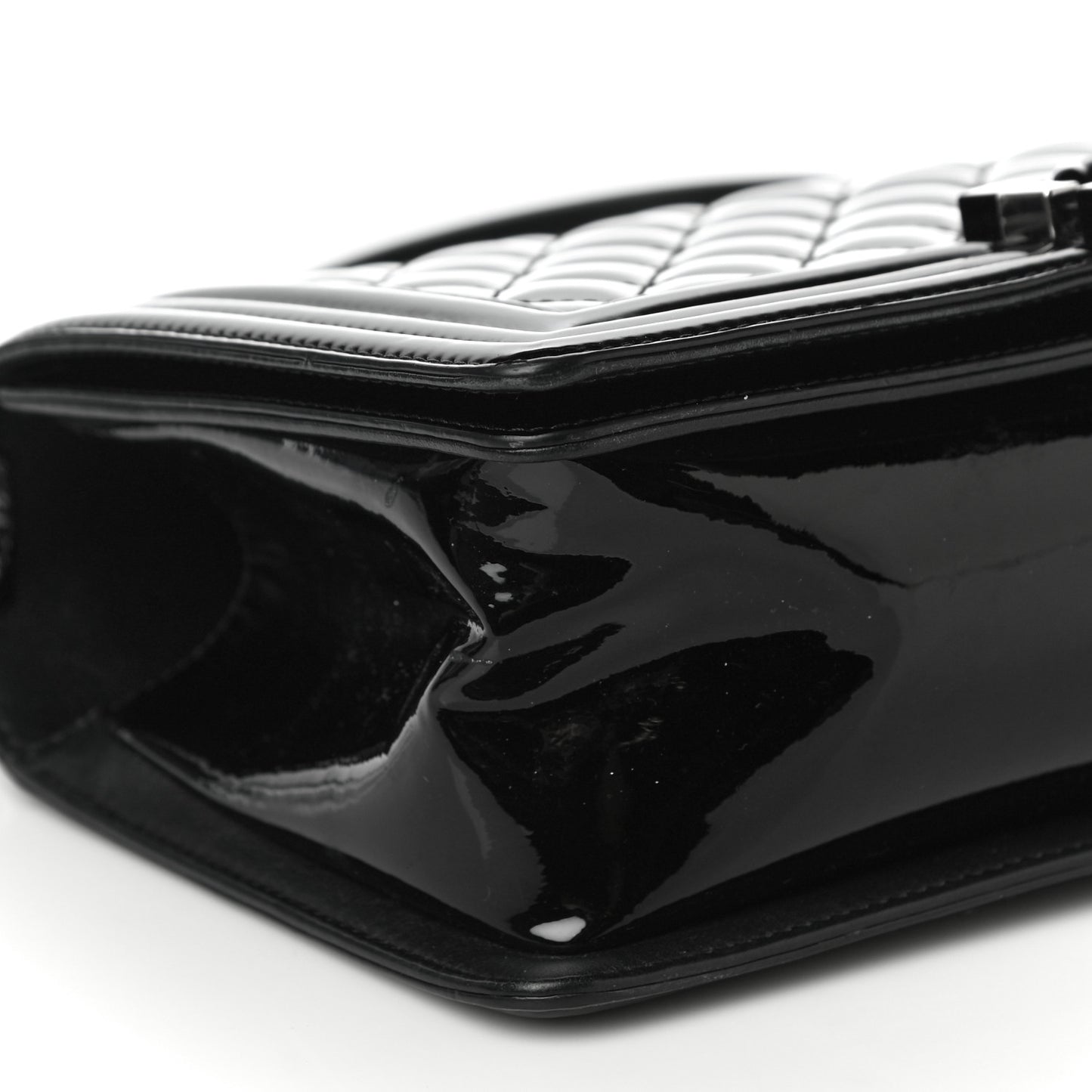 Patent Calfskin Quilted Medium Plexiglass Boy Flap Black