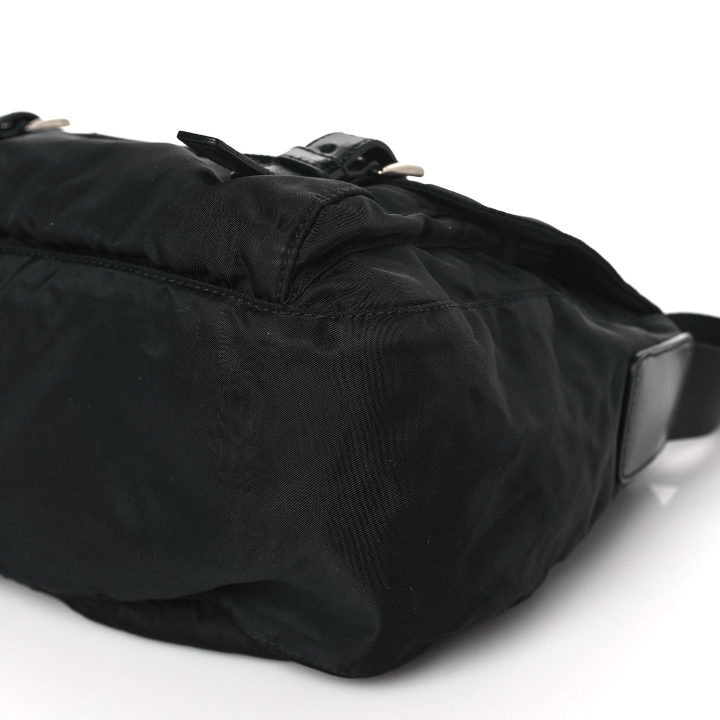Nylon Vela Messenger Bag Black