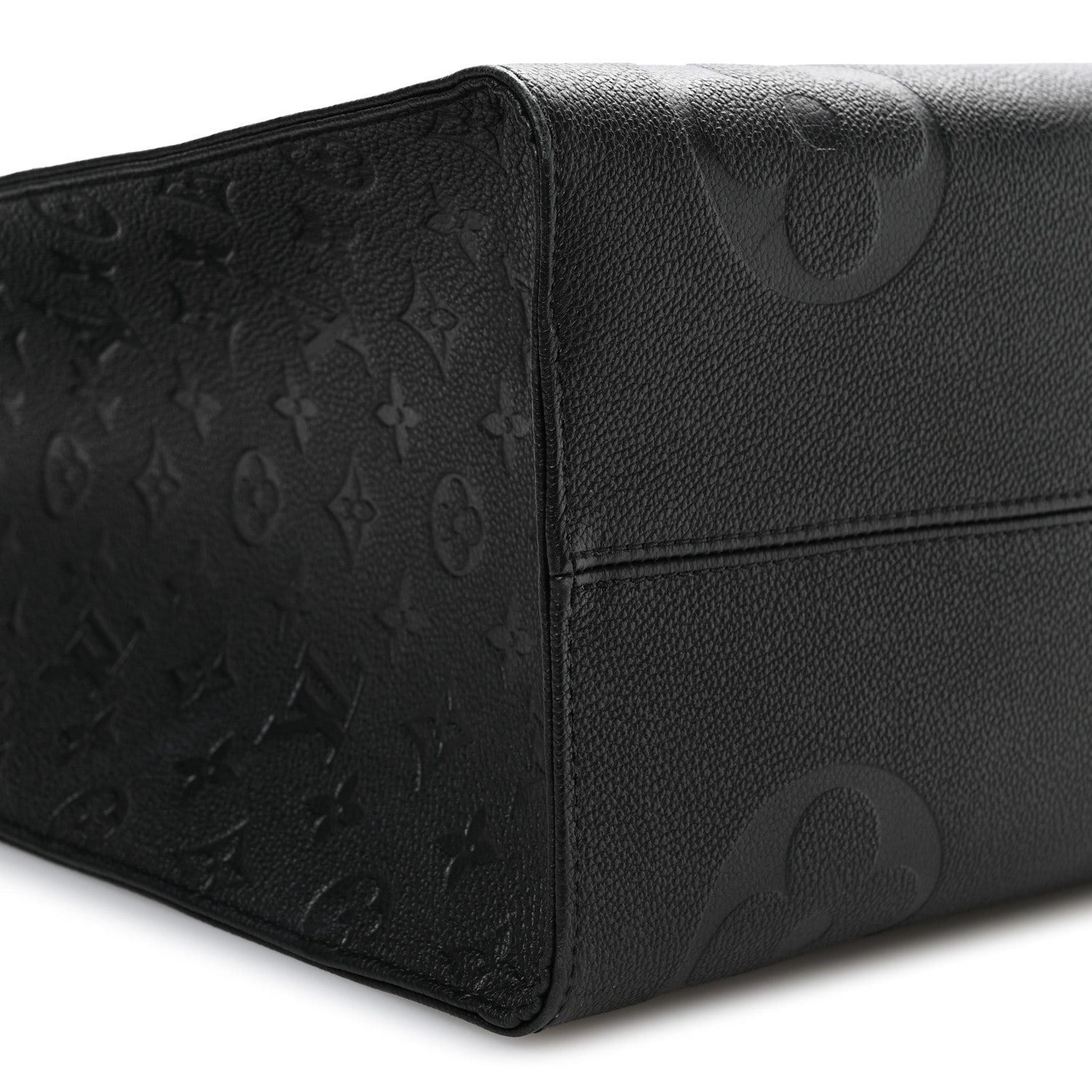 Louis Vuitton Empreinte Monogram Giant Onthego GM Black 8 of 10