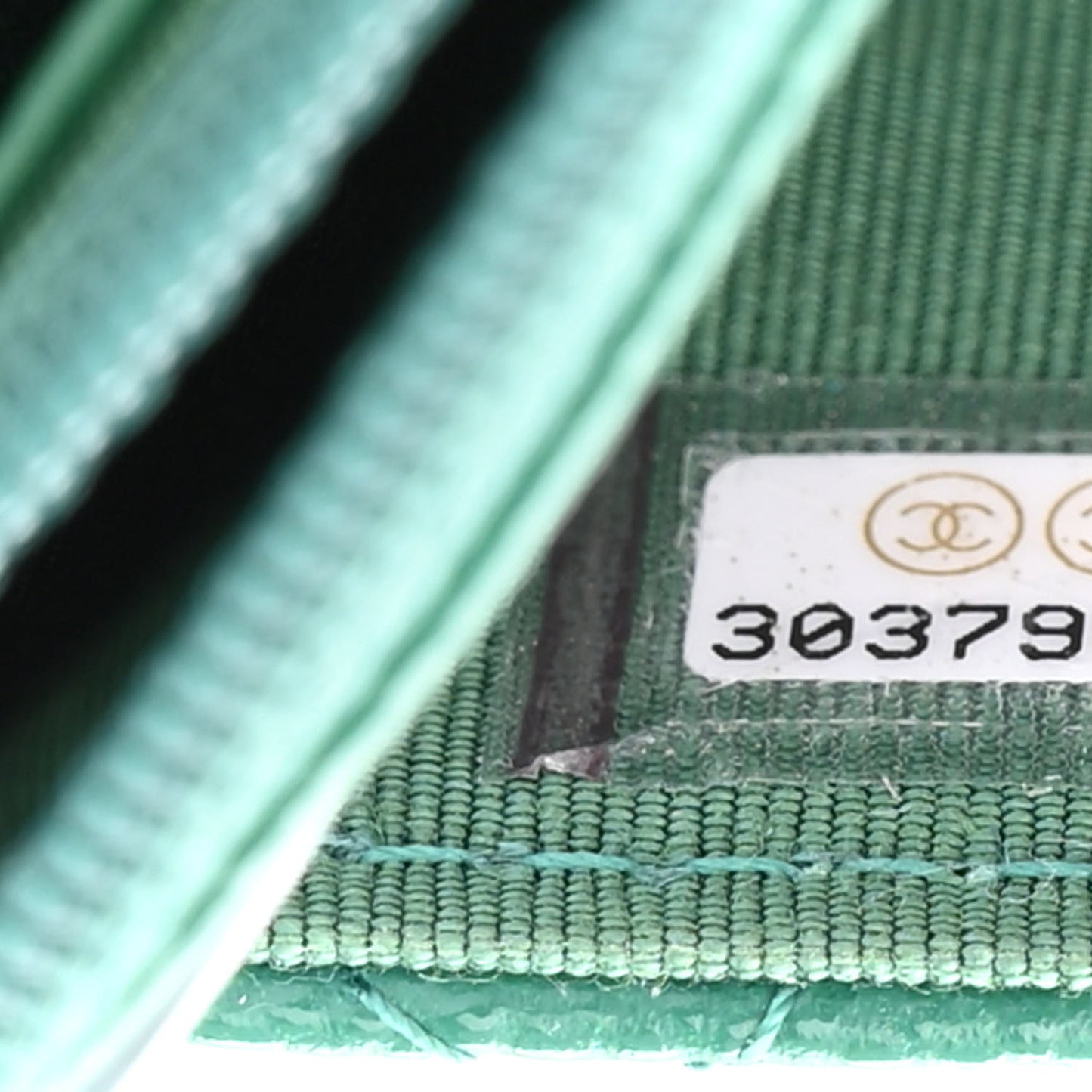 Caviar Quilted Wallet On Chain WOC Green