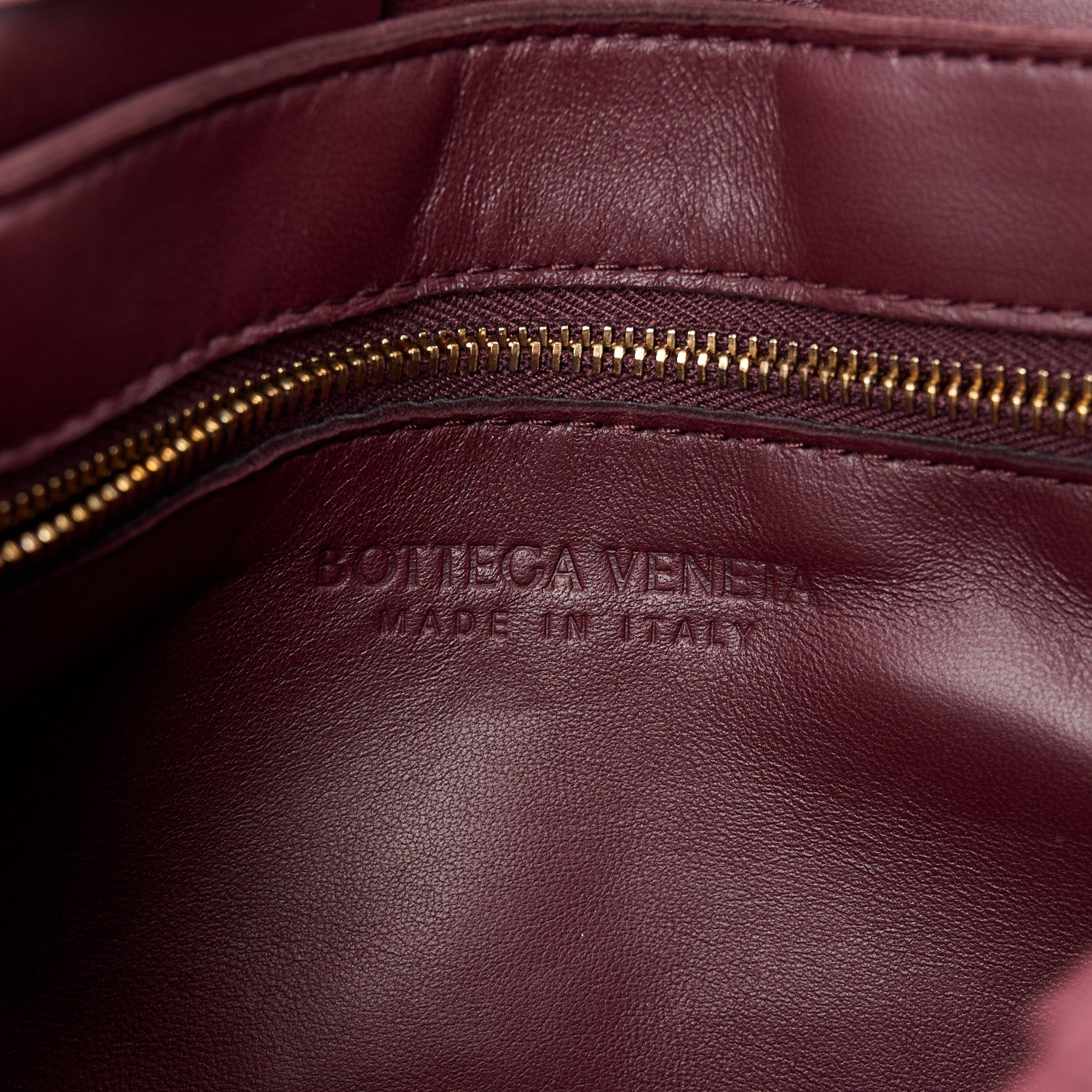 Bottega Veneta Grained Calfskin Maxi Intrecciato Cassette Crossbody Bag Bordeaux 6 of 13