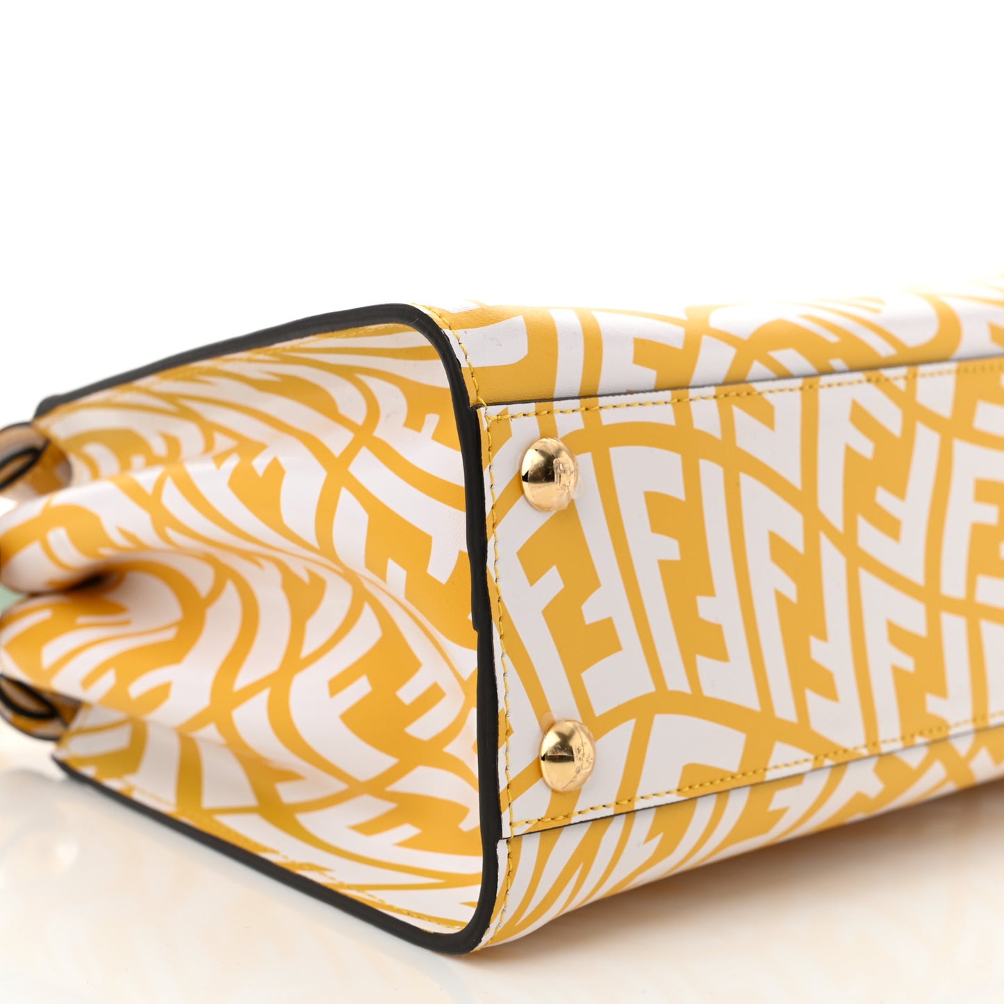 X SARAH COLEMAN Vitello Liberty Shiny Nappa Plexiglass FF Vertigo Mini Peekaboo Iconic Satchel Mimosa White