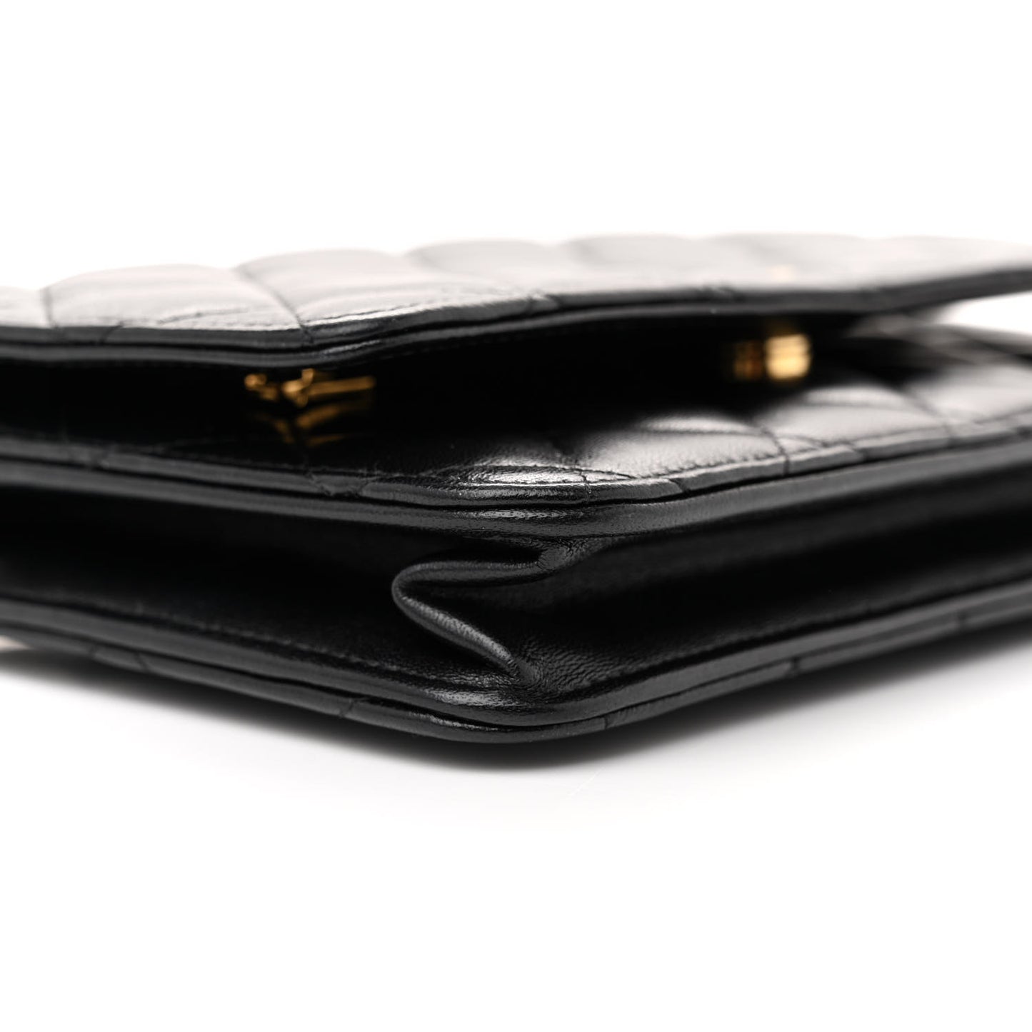 Lambskin Quilted Wallet On Chain WOC Black