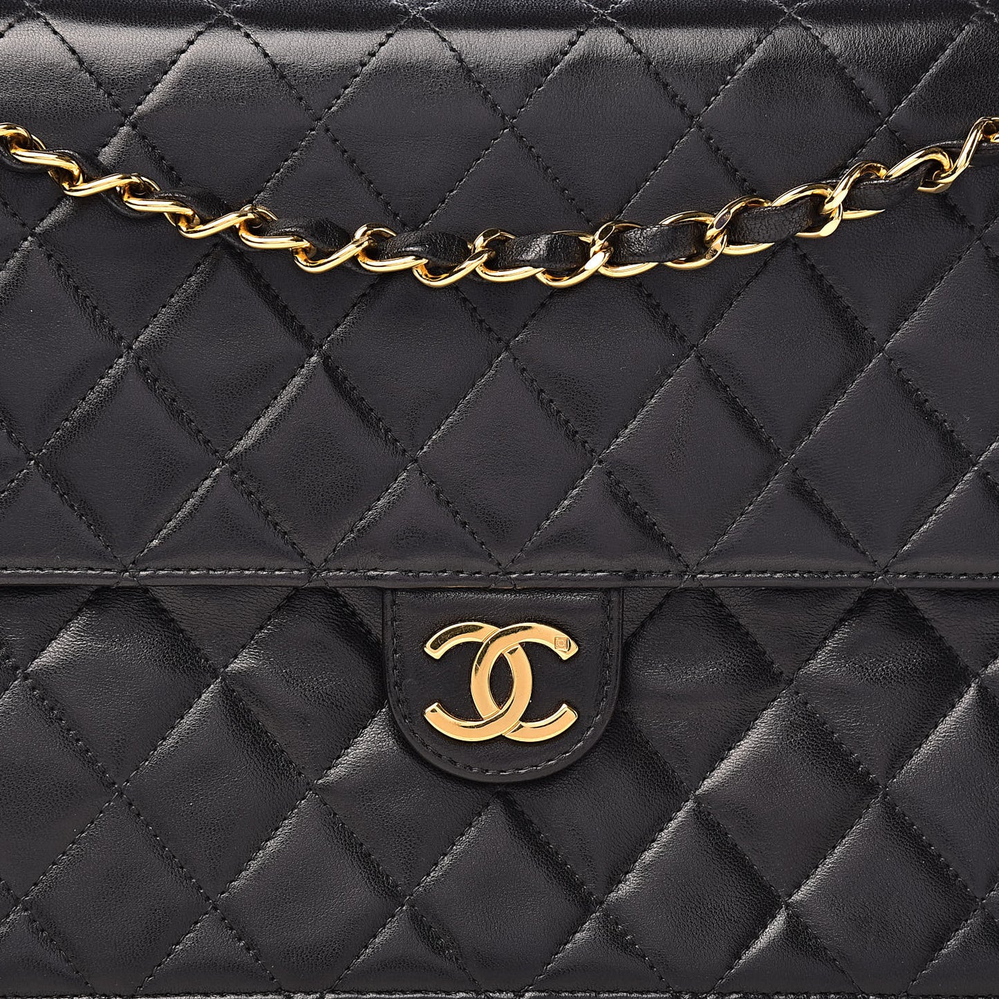 Lambskin Quilted Medium Single Flap Black