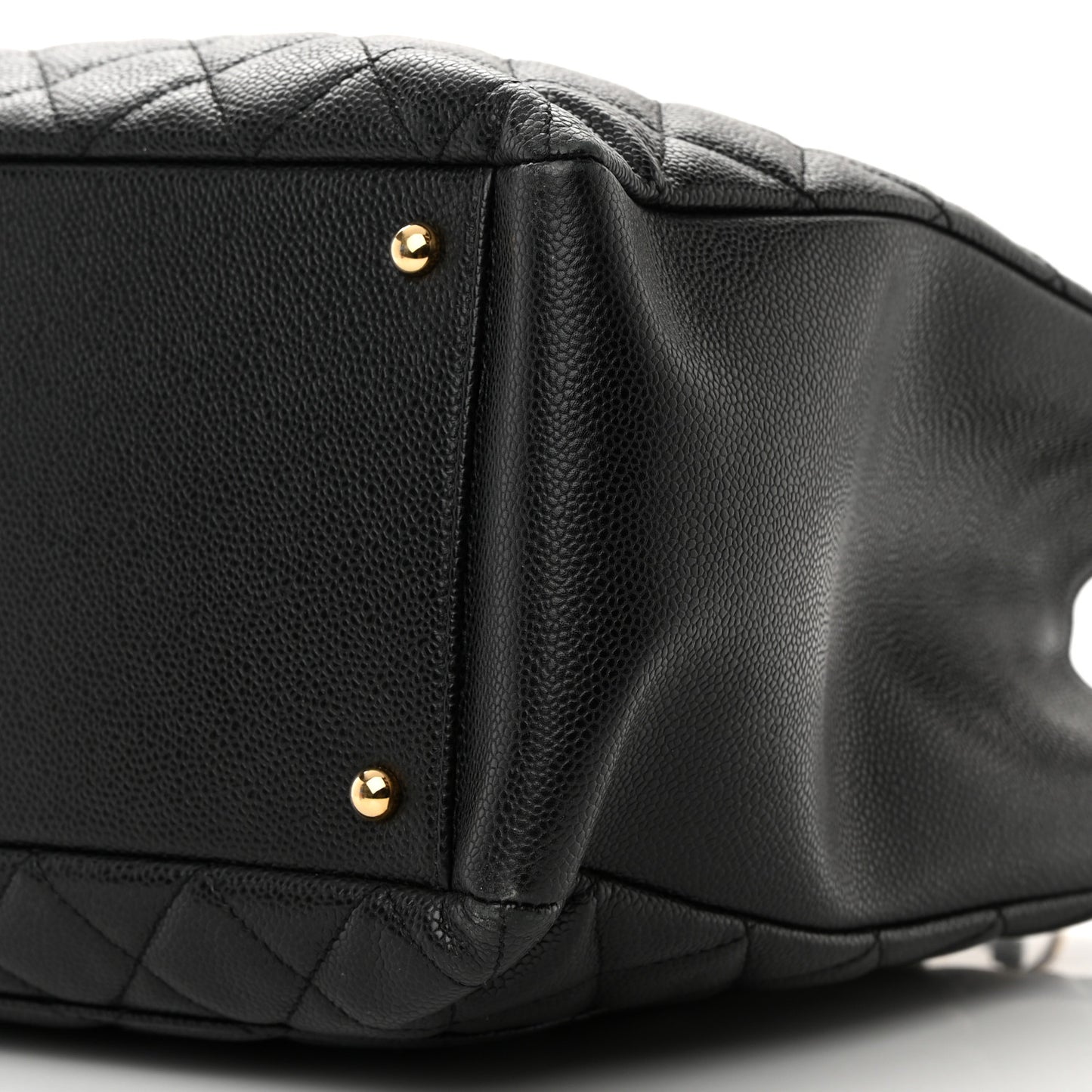 Caviar Quilted XL Grand Shopping Tote GST Black