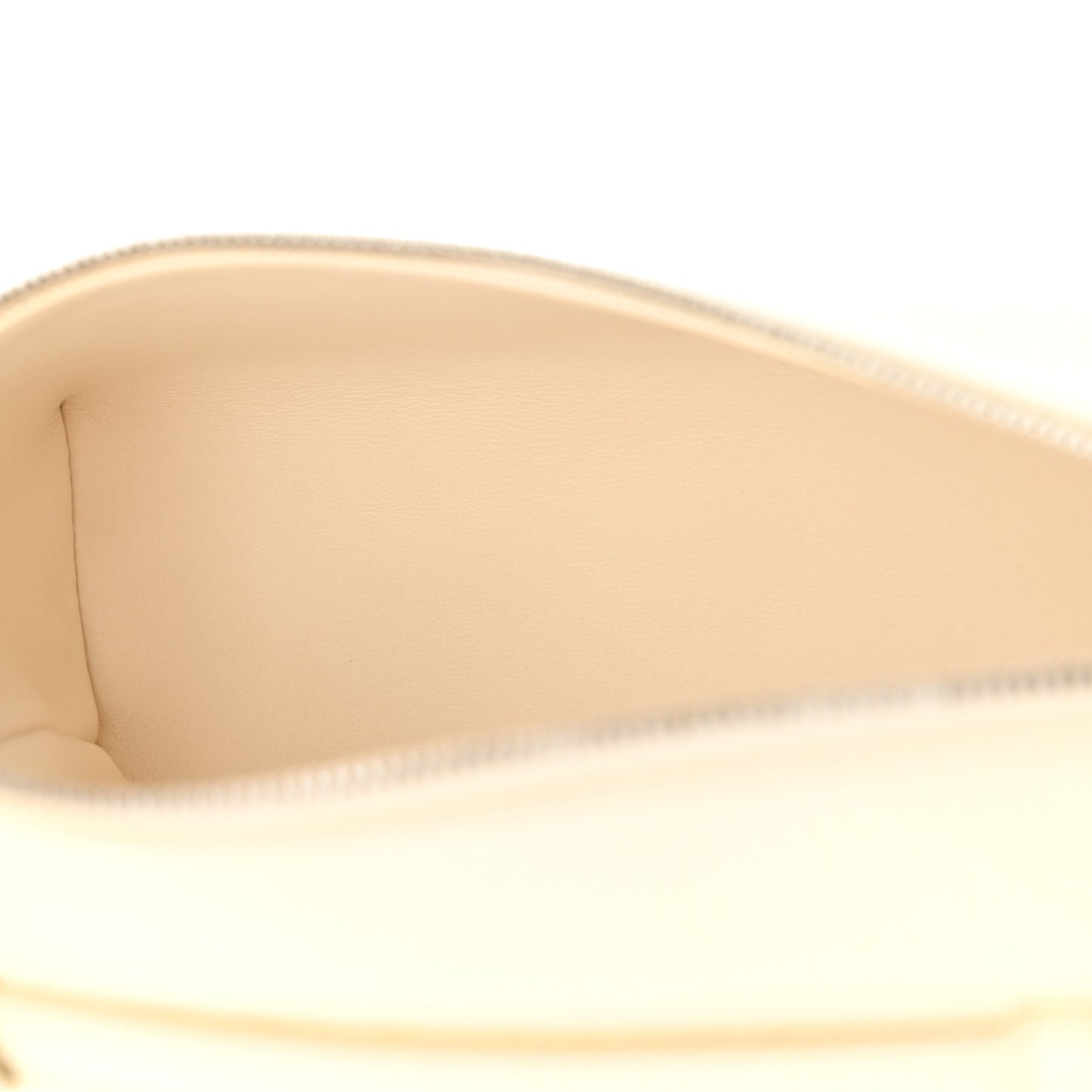 Grained Calfskin L19 Extra Pocket Pouch Whisper White